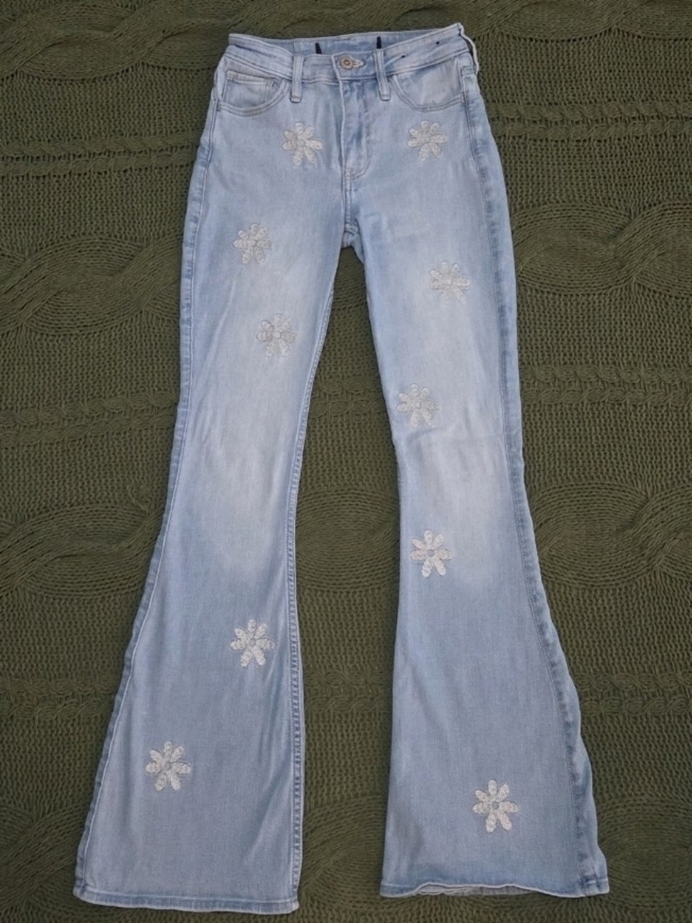Hollister Flare Jeans Floral Embroidered Daisy High Rise Boho Y2k